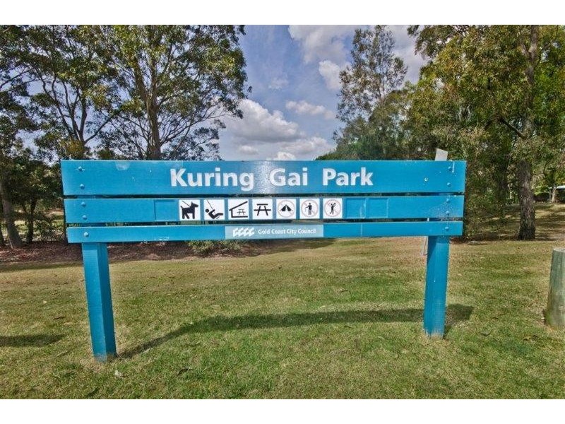 8 Beauty Point Drive, Robina QLD 4226