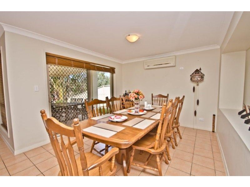 18 Golden Bear Drive, Arundel QLD 4214