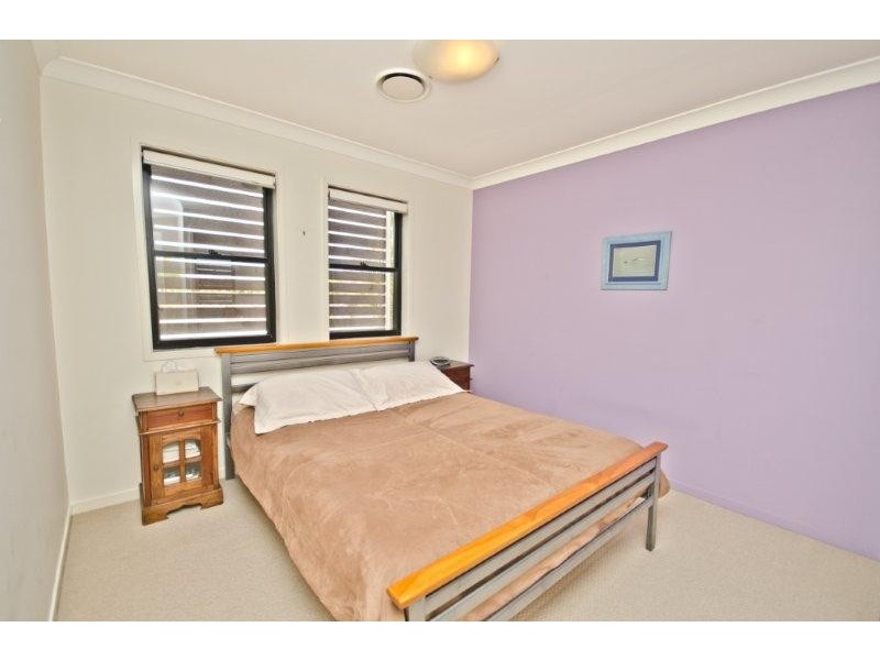 2/1 Northwestern Ct, Varsity Lakes QLD 4227