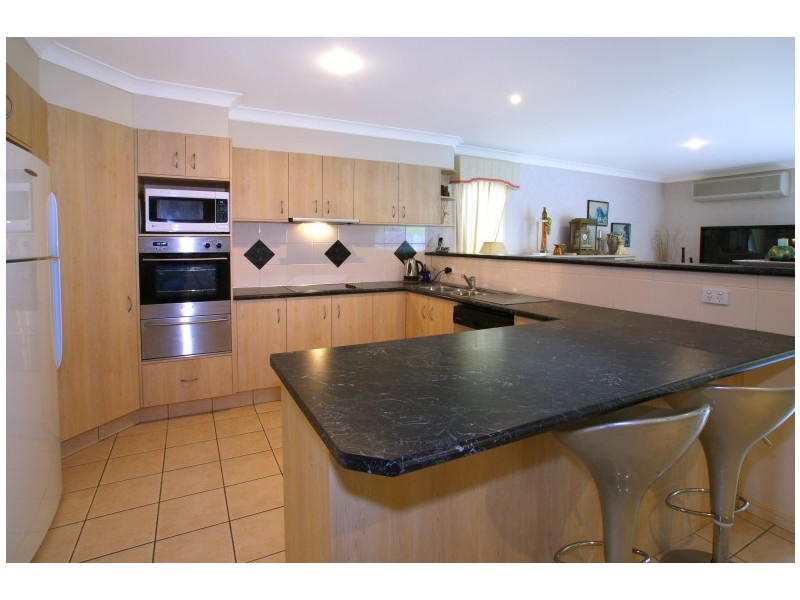 32 Olympus Drive, Robina QLD 4226