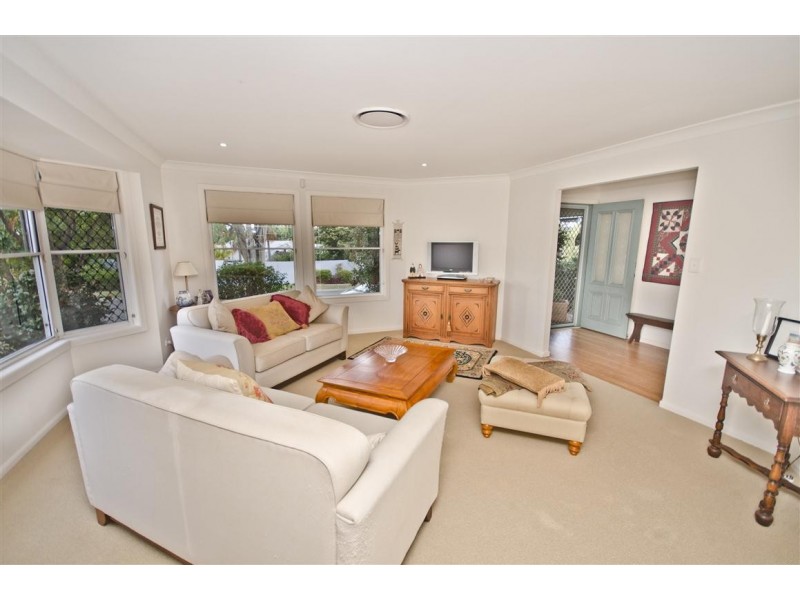 10 Banff Ct, Robina QLD 4226