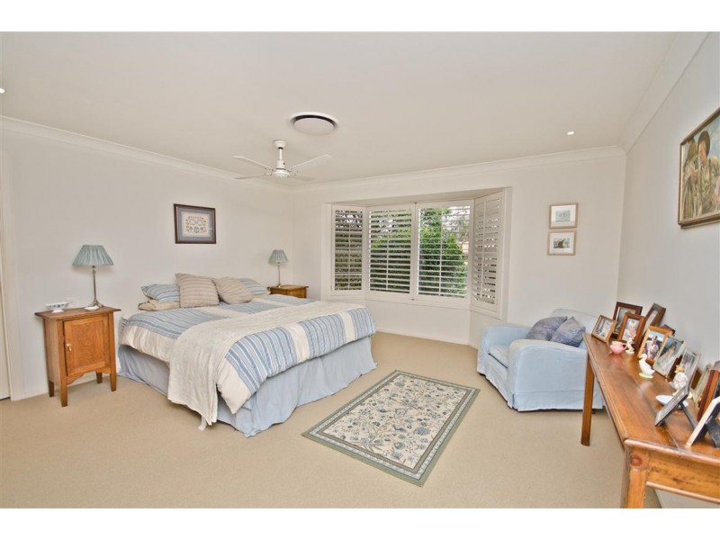 10 Banff Ct, Robina QLD 4226