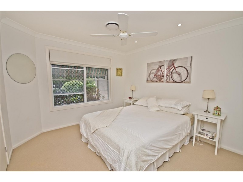 10 Banff Ct, Robina QLD 4226