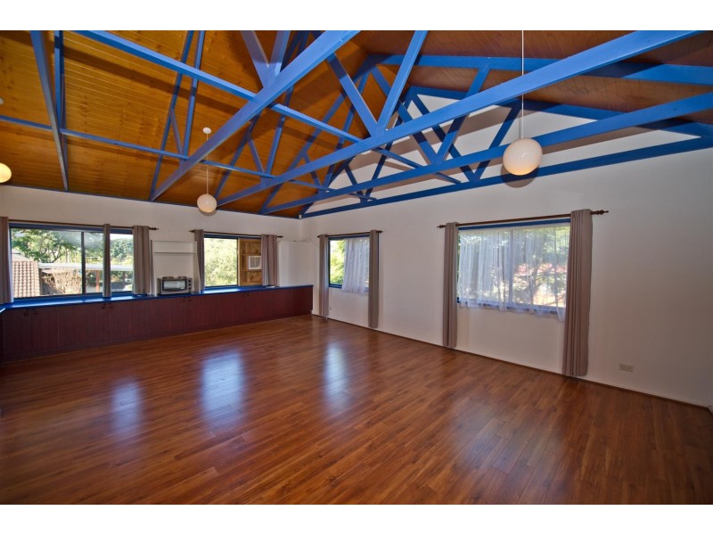 14 Waneroo Court, Mermaid Waters QLD 4218