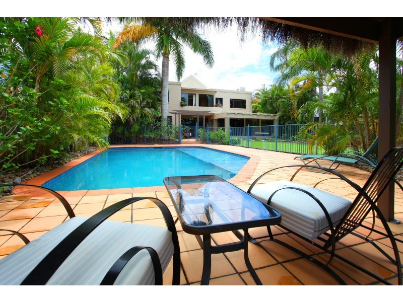 132 Camberwell Circuit, Robina QLD 4226