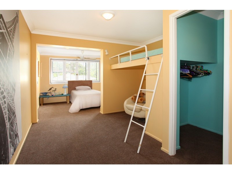 132 Camberwell Circuit, Robina QLD 4226