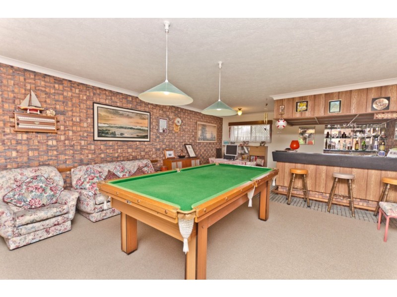 131 Barrier Reef Drive, Mermaid Waters QLD 4218