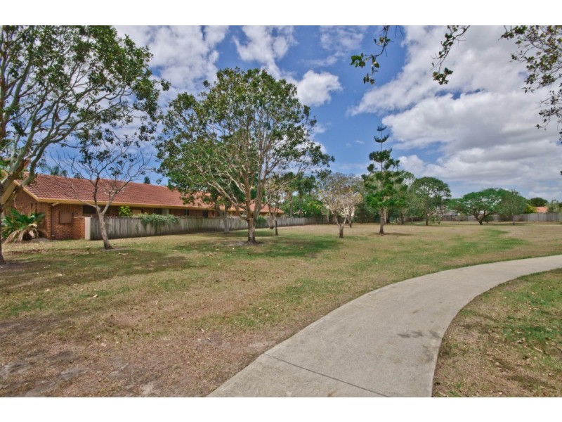 131 Barrier Reef Drive, Mermaid Waters QLD 4218