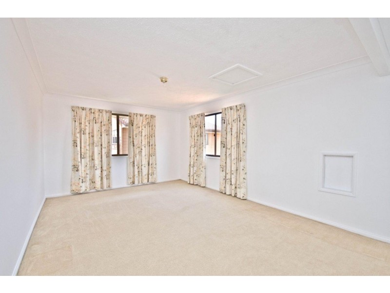 57/172 Barrier Reef Drive, Mermaid Waters QLD 4218