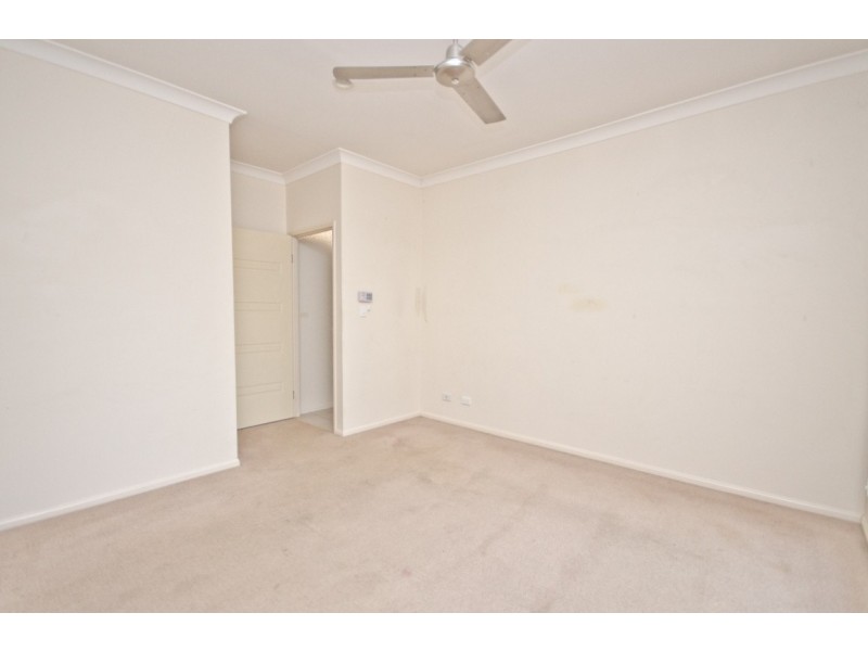 50 Palma Crescent, Varsity Lakes QLD 4227