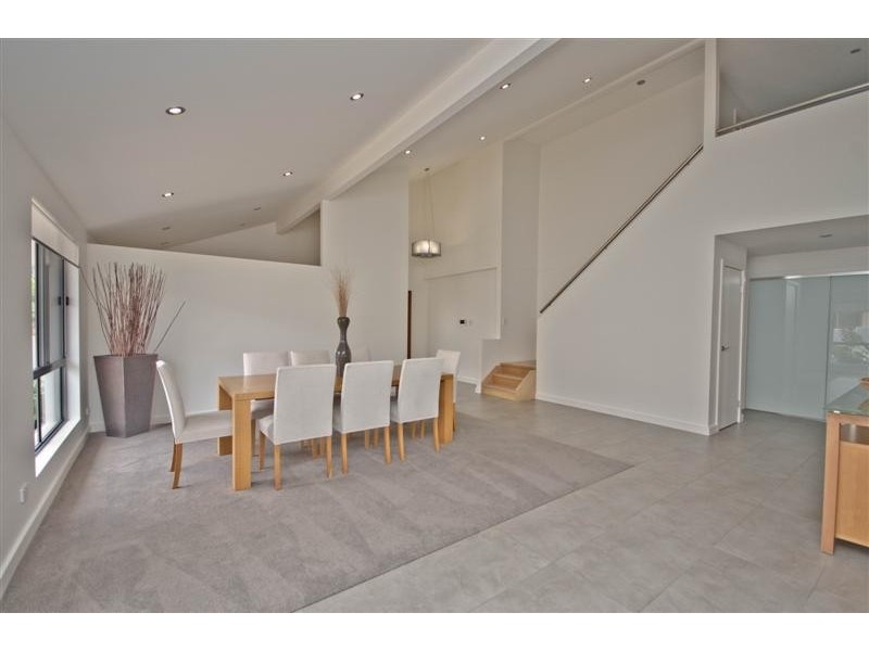 26 Cayman Drive, Clear Island Waters QLD 4226