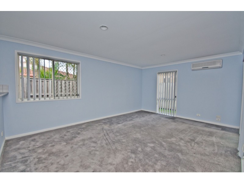 10 Wharton St, Varsity Lakes QLD 4227