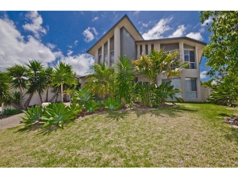 5 Silvermaple Street, Robina QLD 4226