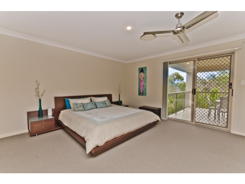 5 Silvermaple Street, Robina QLD 4226