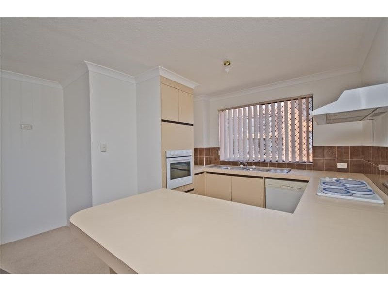 3/17 Duet Drive, Mermaid Waters QLD 4218