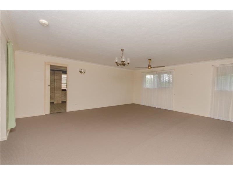 30 Arcadia Drive, Mermaid Waters QLD 4218