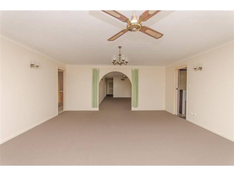 30 Arcadia Drive, Mermaid Waters QLD 4218