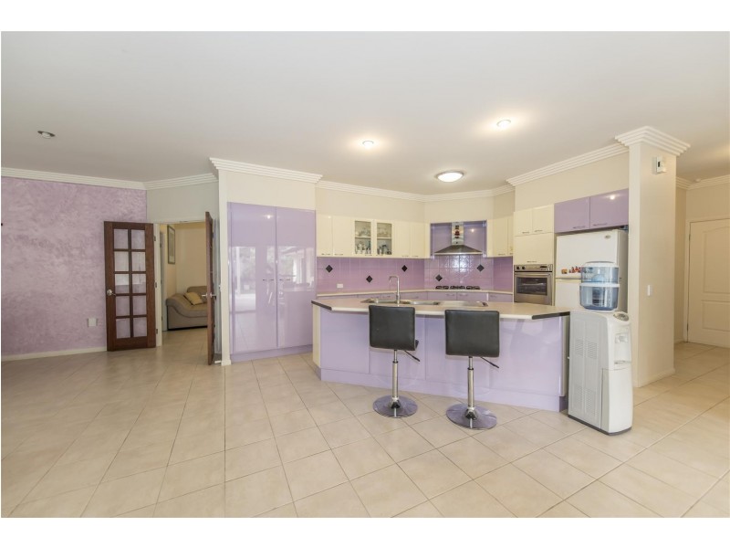 5 North Shore Avenue, Varsity Lakes QLD 4227