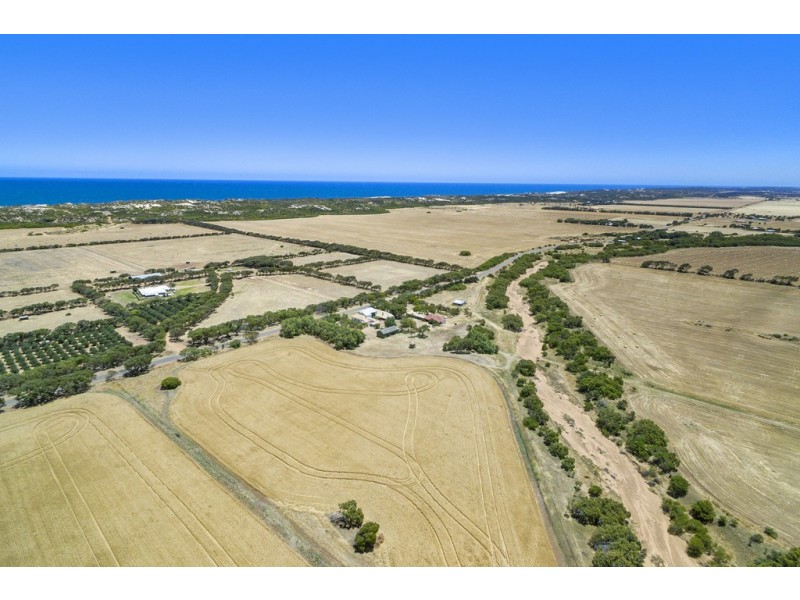 338 Company Road, Greenough WA 6532