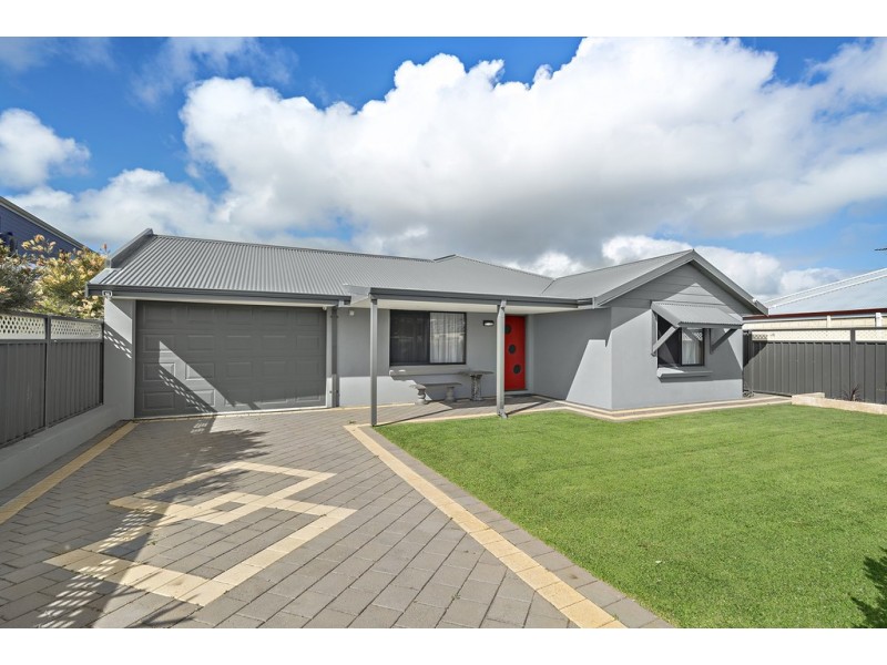 13 Sutherland Drive, Mount Tarcoola WA 6530