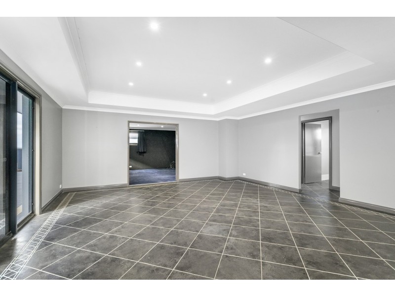 13 Sutherland Drive, Mount Tarcoola WA 6530