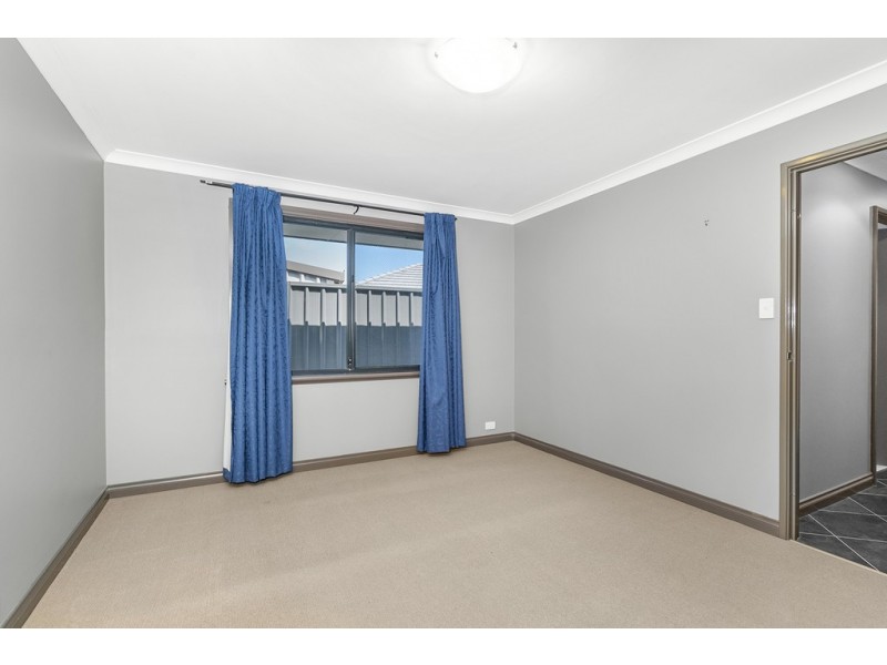 13 Sutherland Drive, Mount Tarcoola WA 6530