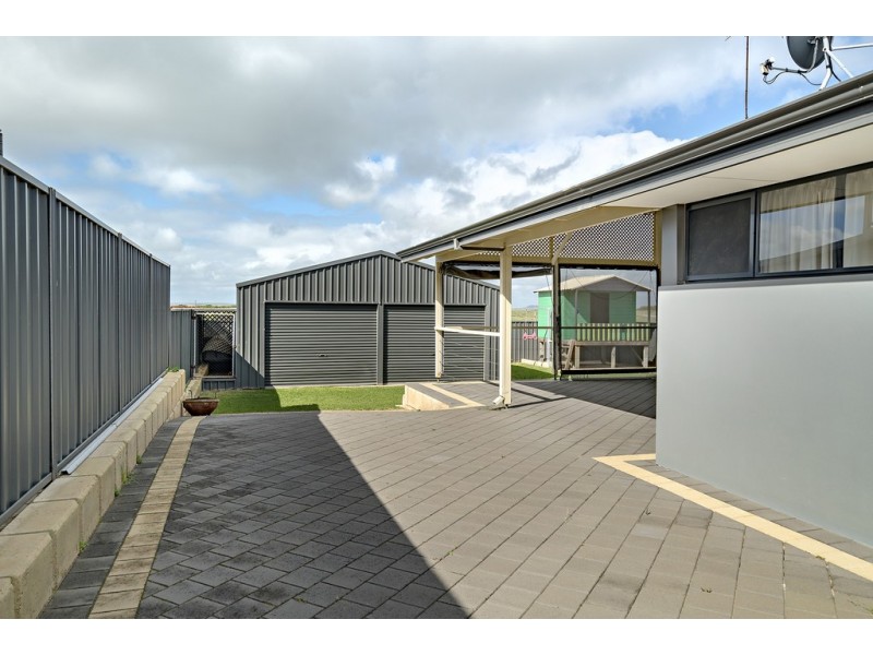 13 Sutherland Drive, Mount Tarcoola WA 6530
