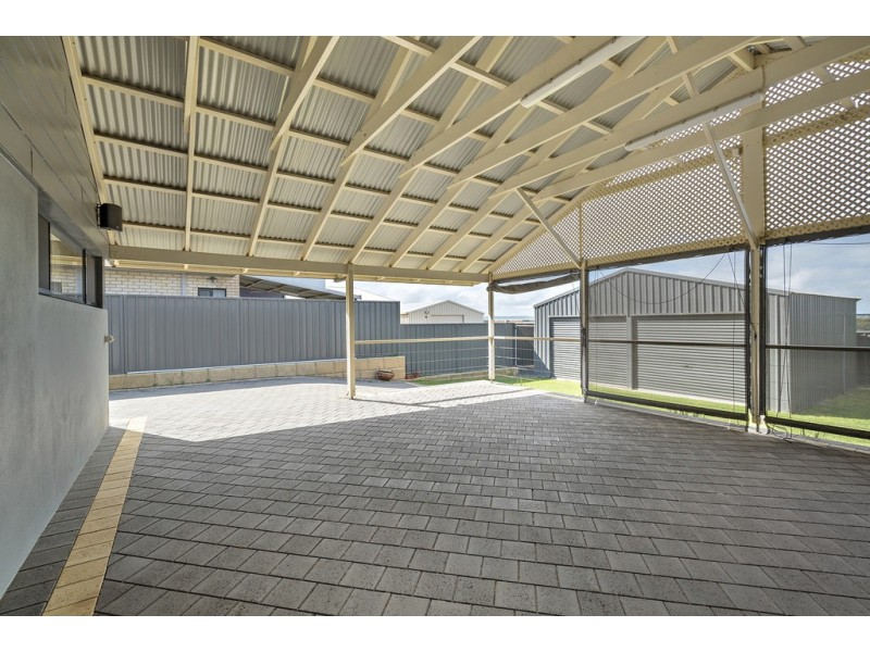 13 Sutherland Drive, Mount Tarcoola WA 6530