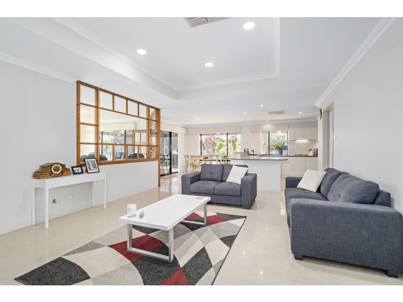 15 St George’s Close, Bluff Point WA 6530