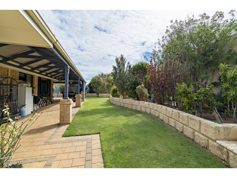 15 St George’s Close, Bluff Point WA 6530