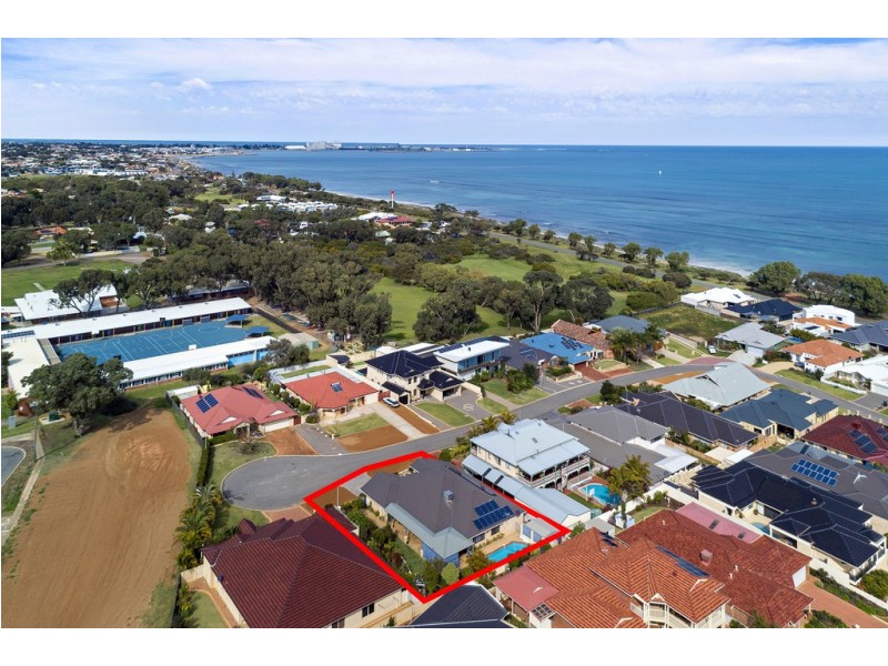 15 St George’s Close, Bluff Point WA 6530