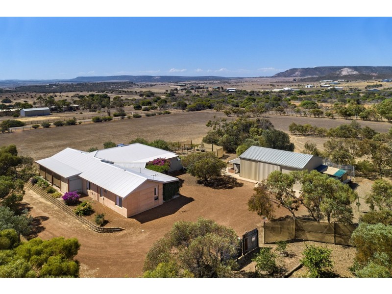 88 Eliza Shaw Drive, White Peak WA 6532