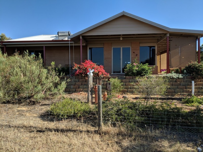 88 Eliza Shaw Drive, White Peak WA 6532