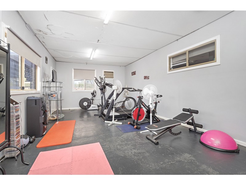 1A and 268 Mitchell Street, Mullewa WA 6630
