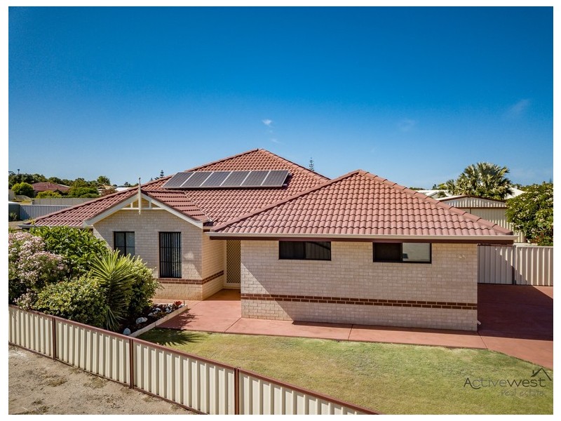 45 Wave Crest Circle, Drummond Cove WA 6532