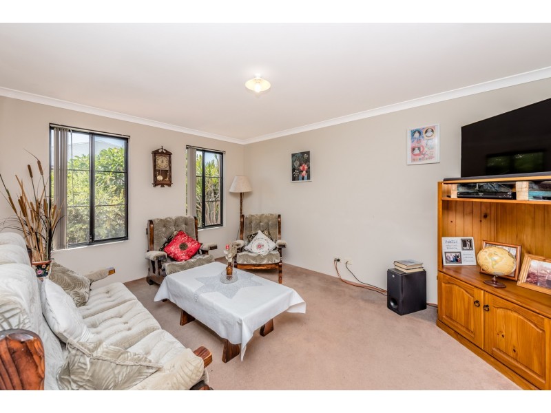 45 Wave Crest Circle, Drummond Cove WA 6532