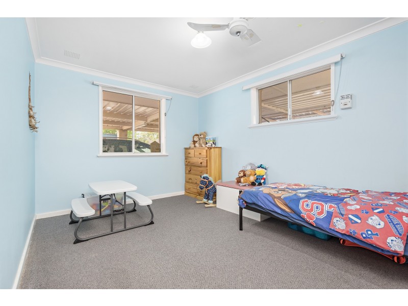 11 Melbourne Street, Waggrakine WA 6530