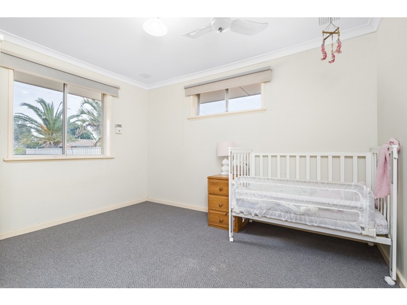 11 Melbourne Street, Waggrakine WA 6530