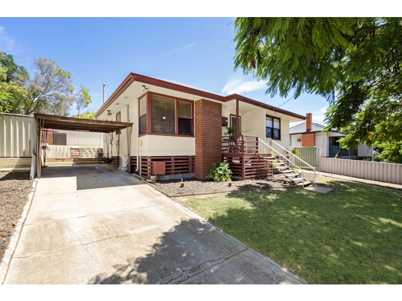 32 Cypress Street, Rangeway WA 6530