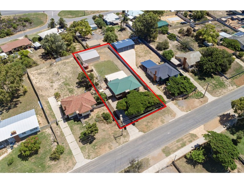 32 Cypress Street, Rangeway WA 6530