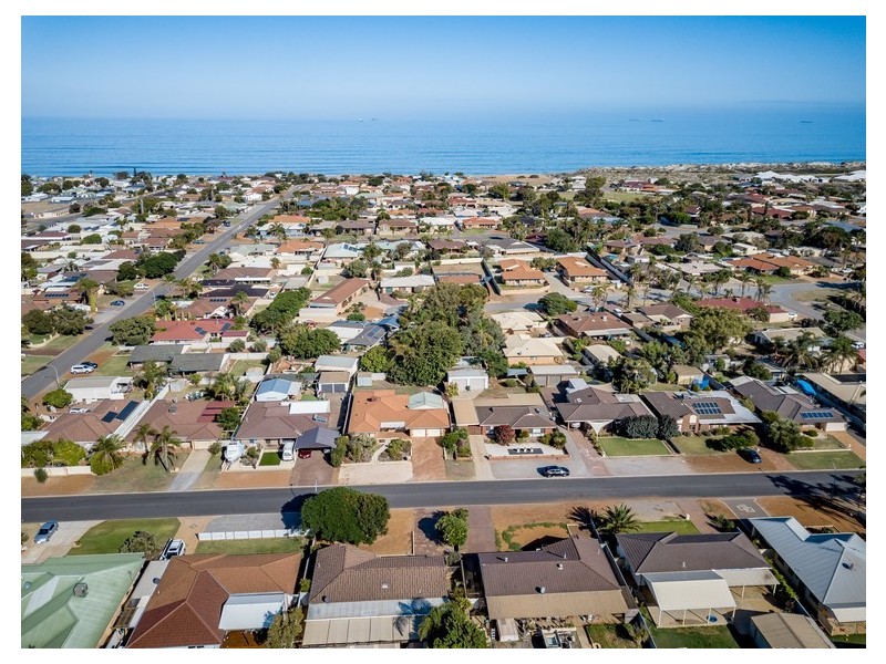 17 Pinna Way, Sunset Beach WA 6530