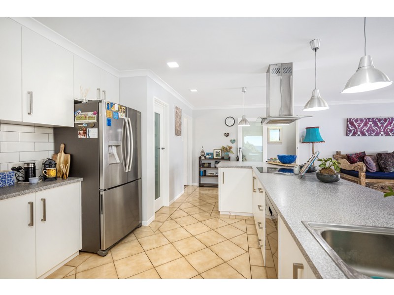 82 Bayview Street, Mount Tarcoola WA 6530