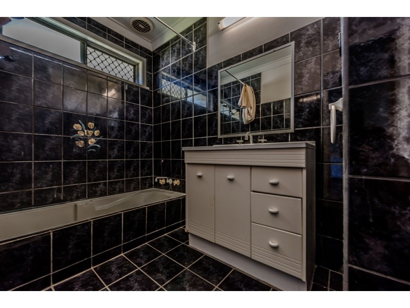 4 Pearson Street, Mount Tarcoola WA 6530