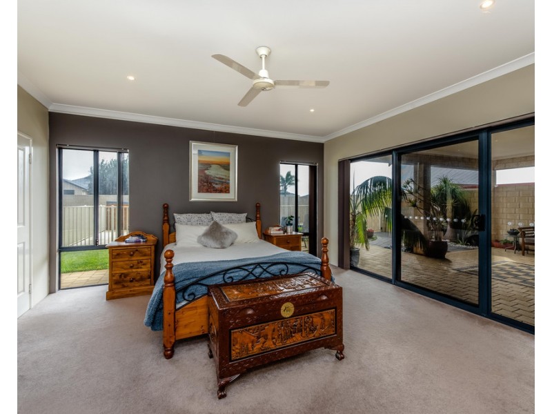 36 Columbus Boulevard, Wandina WA 6530