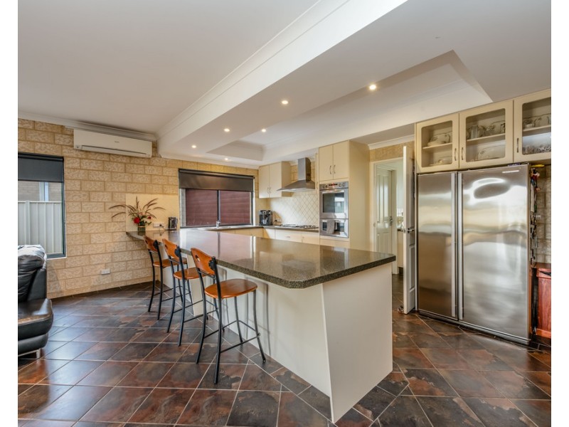 36 Columbus Boulevard, Wandina WA 6530