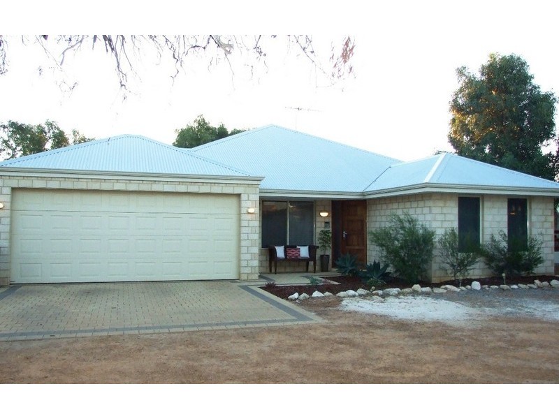 51B Eakins Crescent, Wandina WA 6530