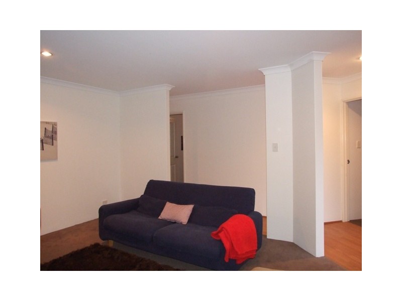 51B Eakins Crescent, Wandina WA 6530