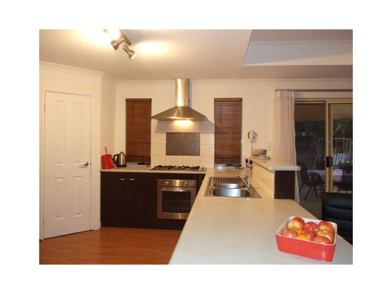 51B Eakins Crescent, Wandina WA 6530