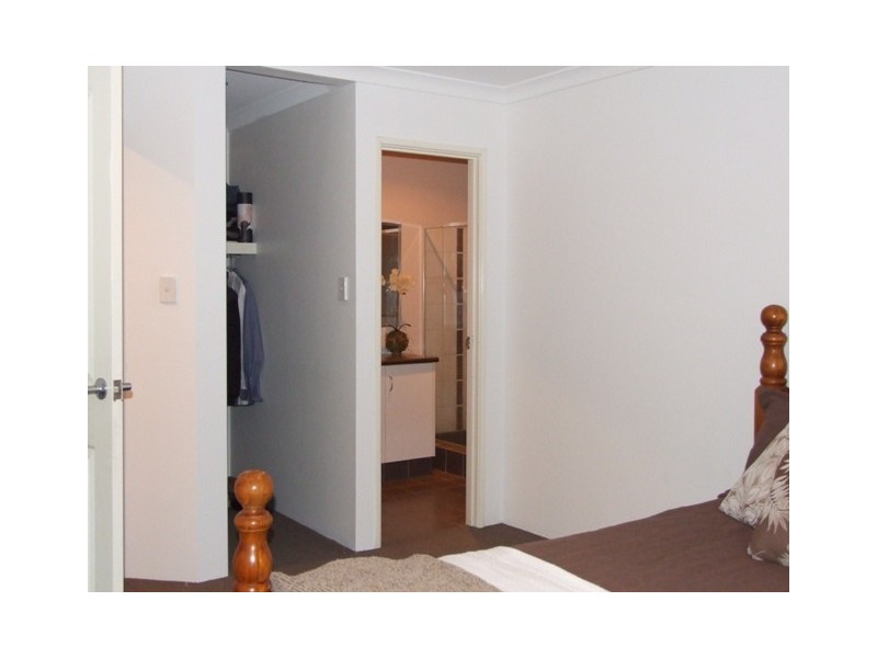 51B Eakins Crescent, Wandina WA 6530