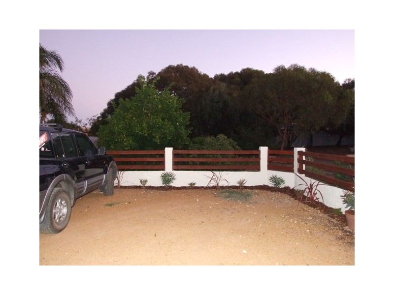 51B Eakins Crescent, Wandina WA 6530